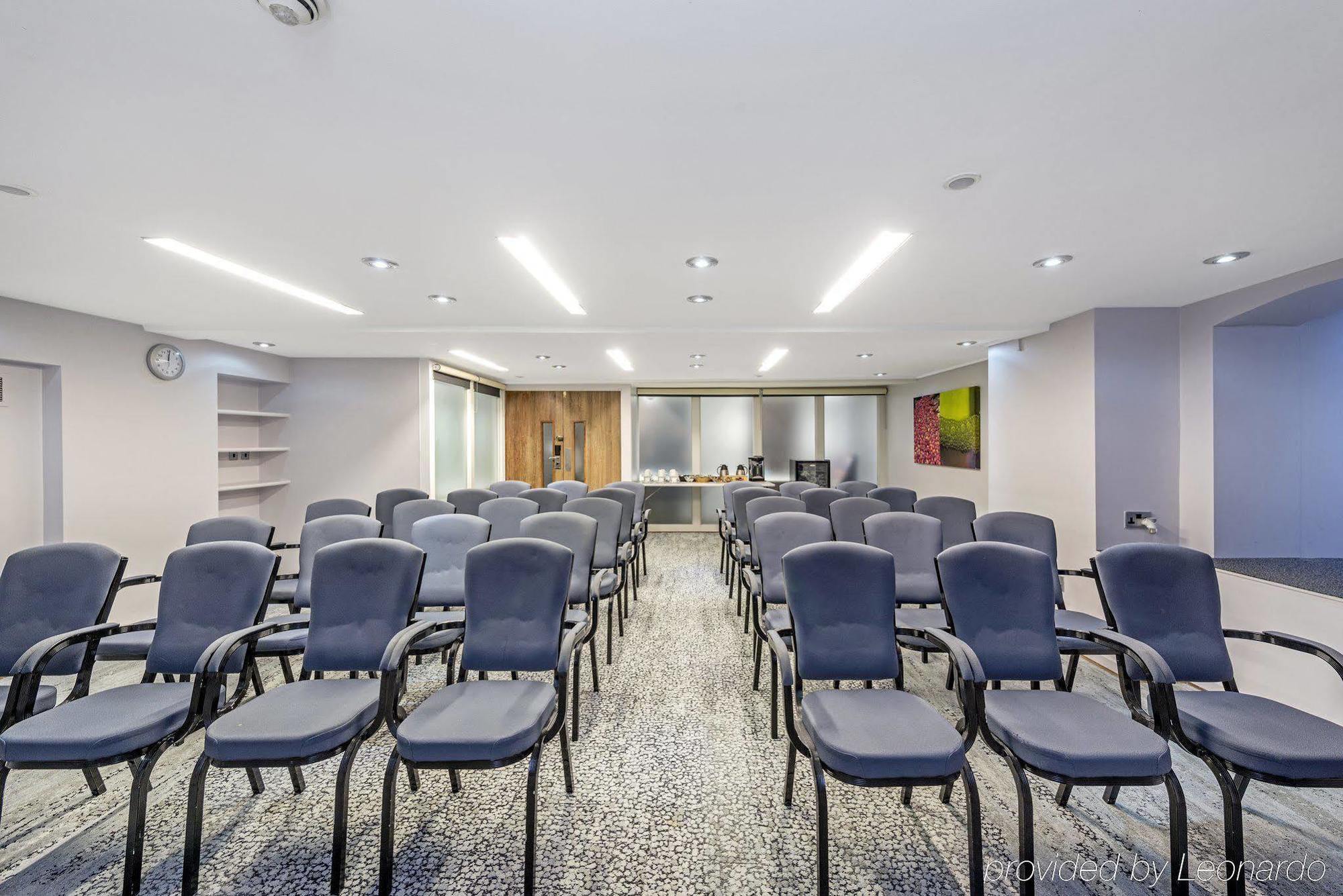 Hotel Mercure Paddington 4*